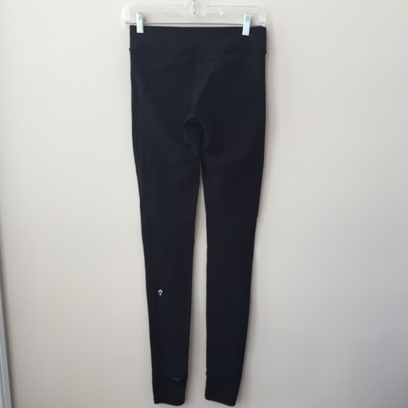 Ivivva Girl's Grey/Tweed & Black Leggings Size 14 - Picture 2 of 3